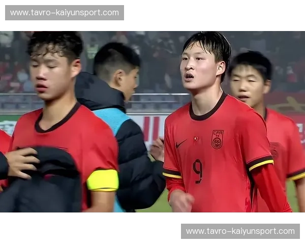 聚光灯下的深渊与微光:当国足邂逅东帝汶,一场关于生存与尊严的错位博弈 聚光灯下的深渊与微光:当国足邂逅东帝汶,一场关于生存与尊严的错位博弈